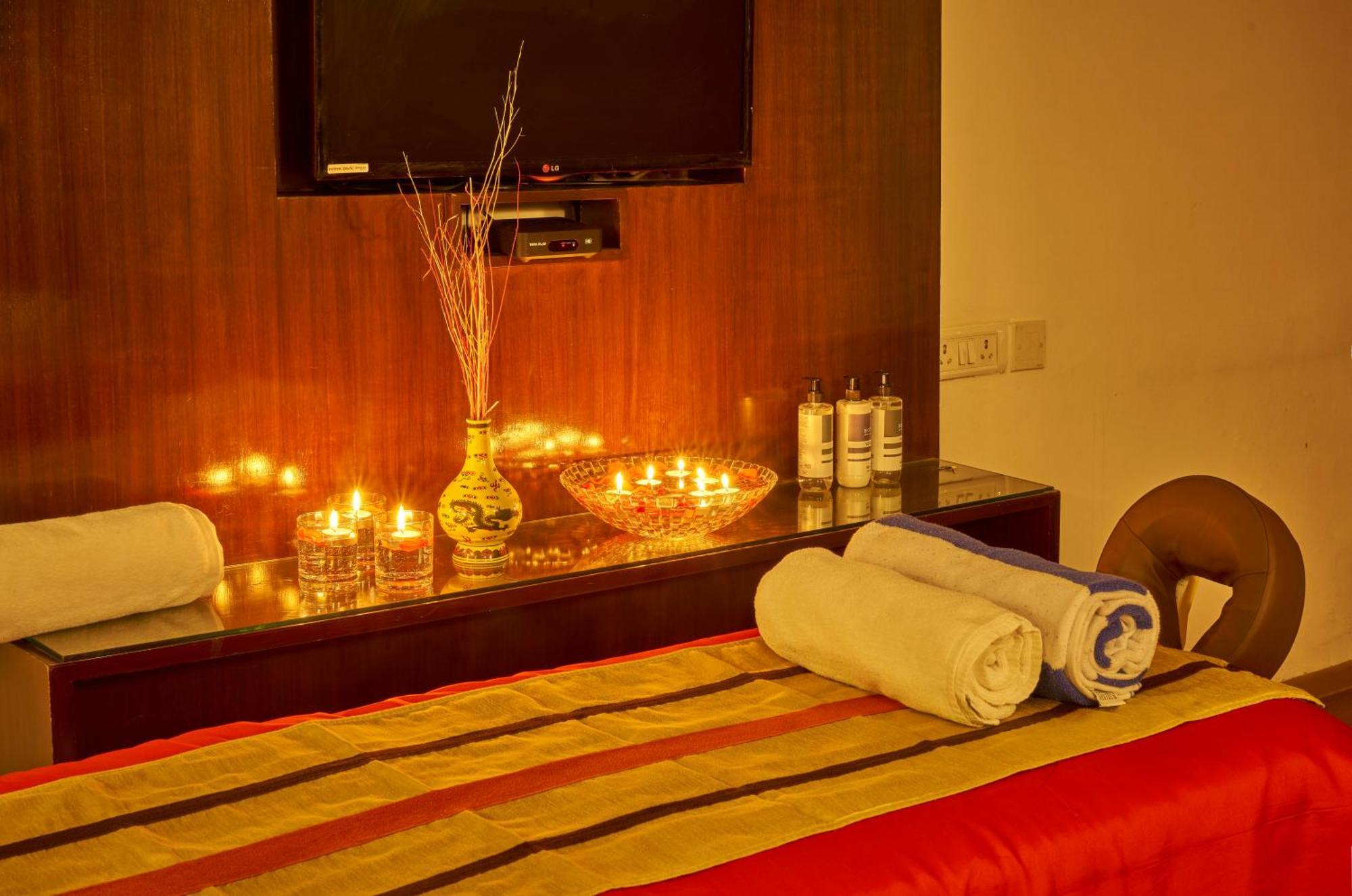 Hotel Hindusthan International, Bhubaneswar Ngoại thất bức ảnh