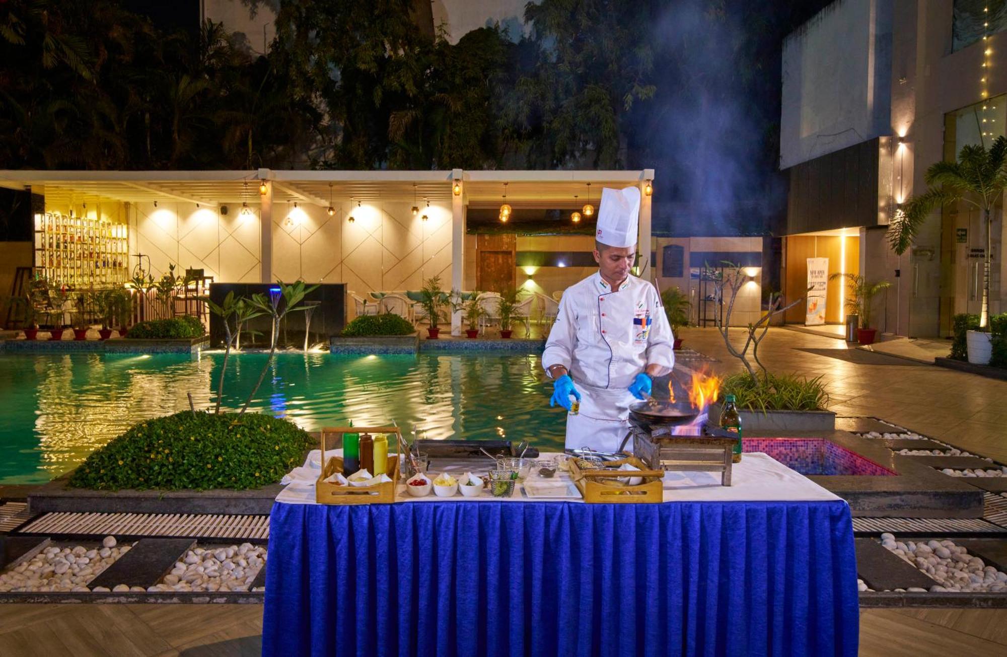 Hotel Hindusthan International, Bhubaneswar Ngoại thất bức ảnh