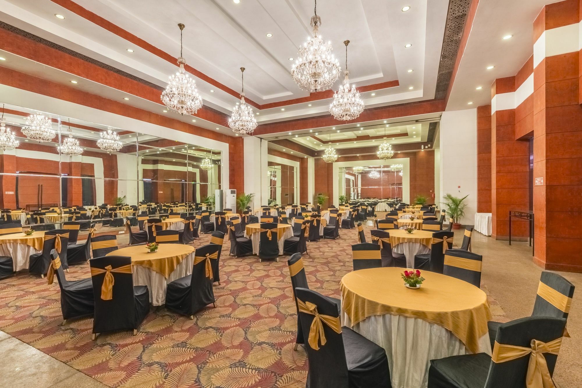 Hotel Hindusthan International, Bhubaneswar Ngoại thất bức ảnh